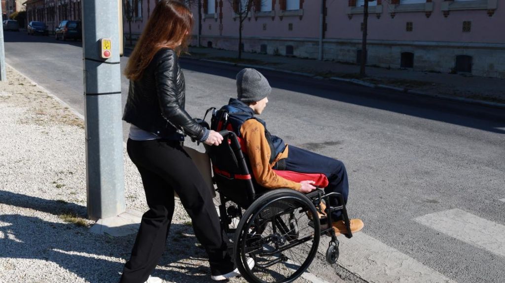 Certains trottoirs sont trop hauts par rapport à la chaussée.